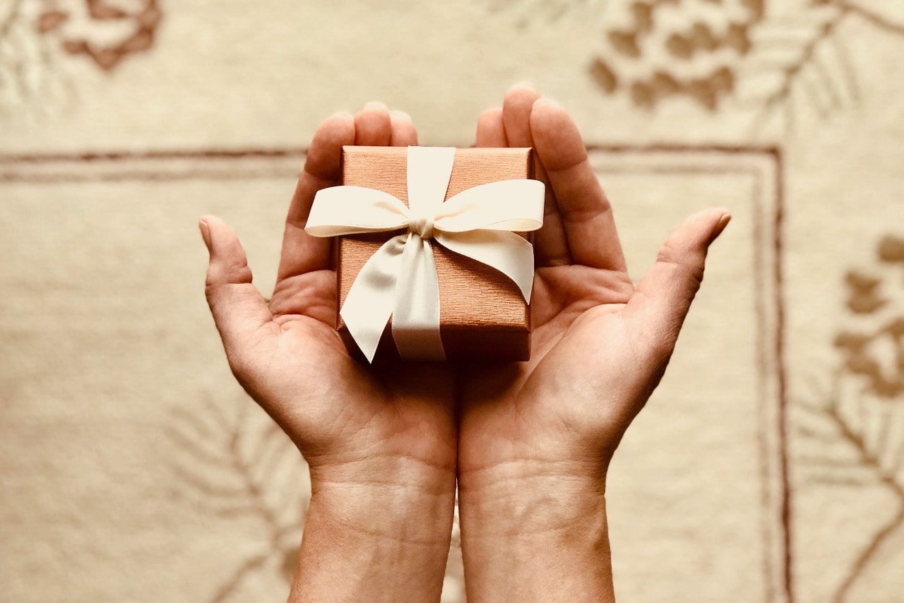 Tips to Buy Your Best Friend Beautiful Jewelry that They Will Love Tips to Buy Your Best Friend Beautiful Jewelry that They Will Love